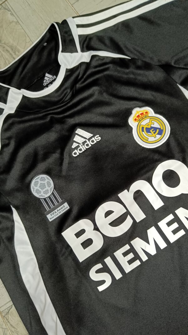 Camiseta Real Madrid 2006 suplente - Imagen 2