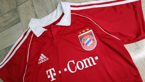 Camiseta Bayern Munich 2006 titular - Imagen 3
