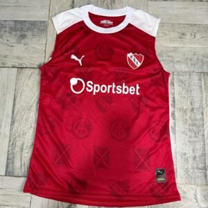 Musculosa Independiente 2025