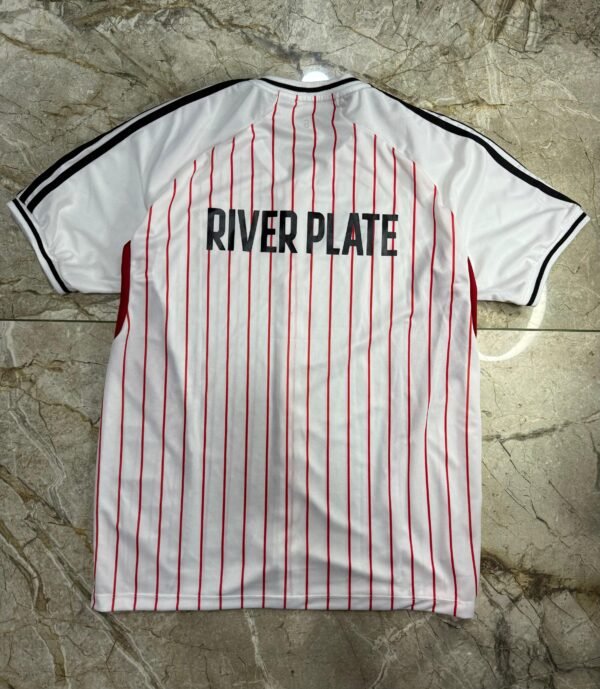 Camisa River Plate 2025 US Pack TALLE ESPECIAL - Imagen 2