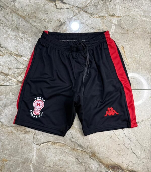 Bermuda Huracan 2025 negra