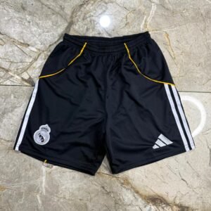 Short Real Madrid 2025