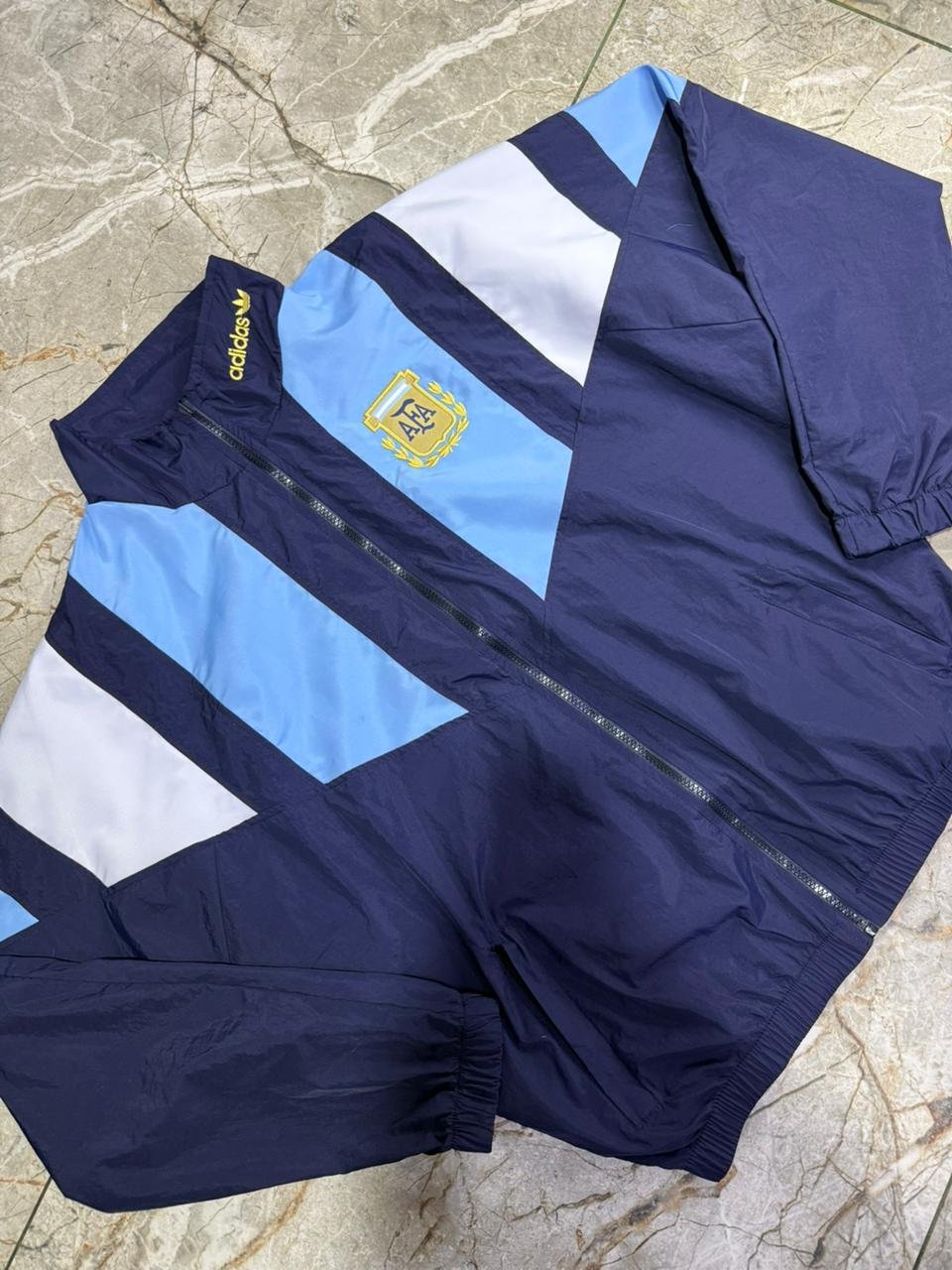 Campera AFA ETQ Rompevientos 2026 - Imagen 6